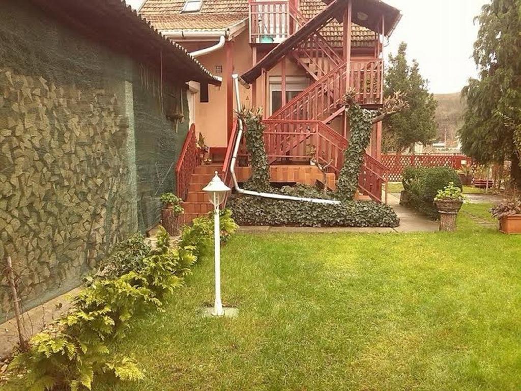 Margaret Apartman Egerszalók Стая снимка